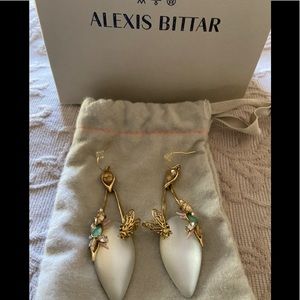 NWOT Alexis Bittar Esrrings